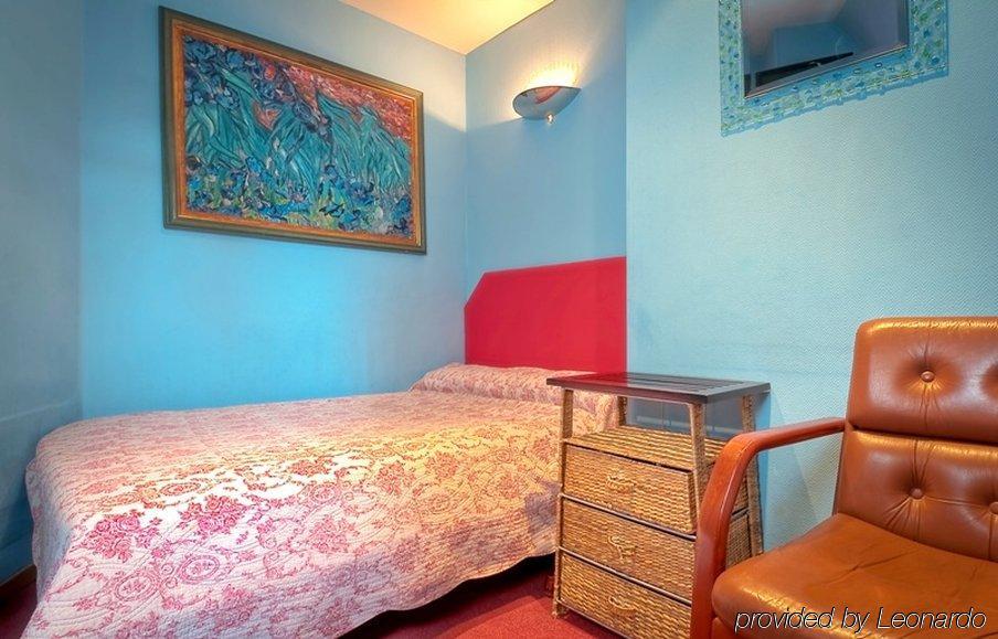 פריז Hotel Maubeuge Gare Du Nord מראה חיצוני תמונה