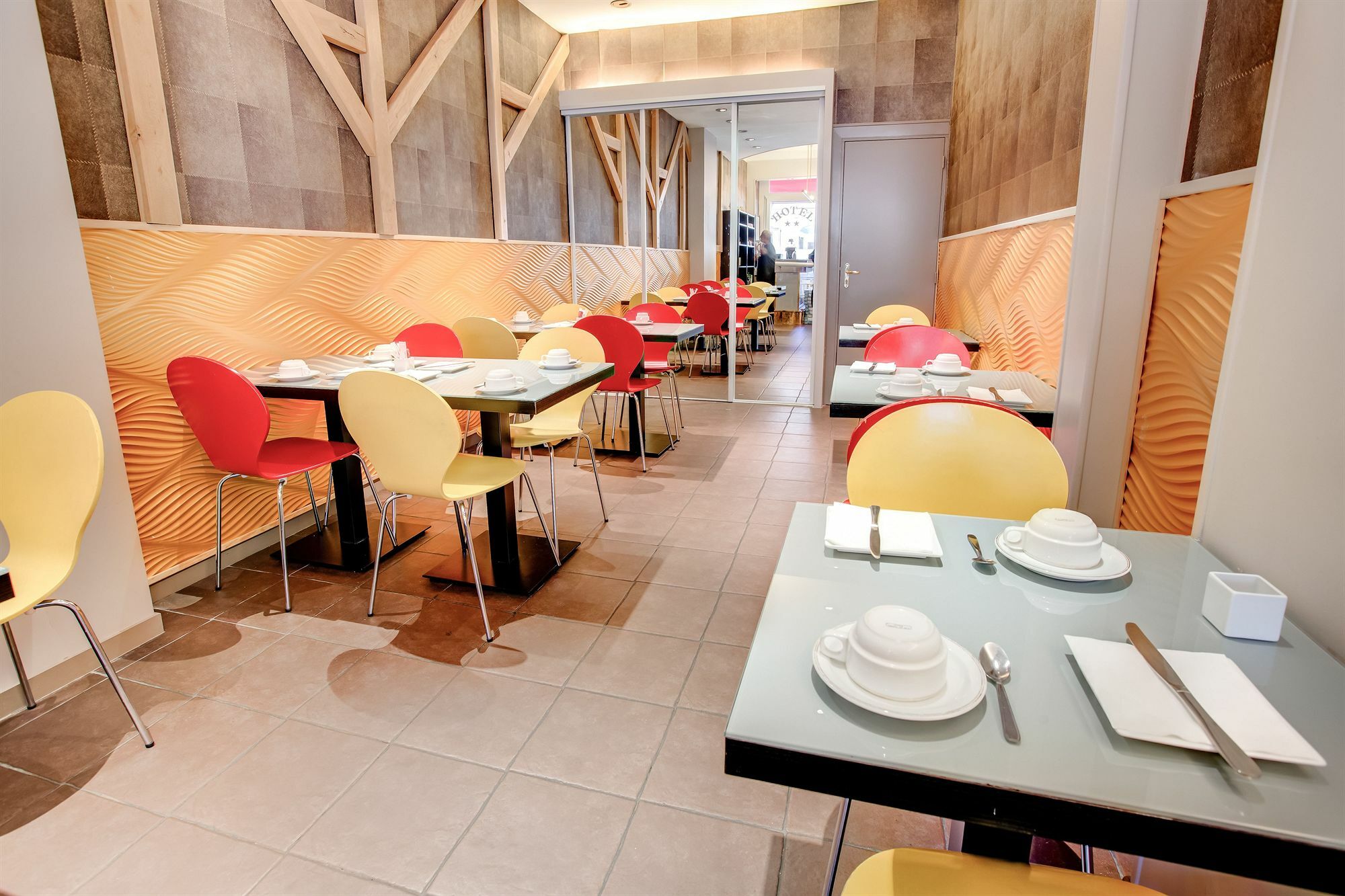 פריז Hotel Maubeuge Gare Du Nord מראה חיצוני תמונה
